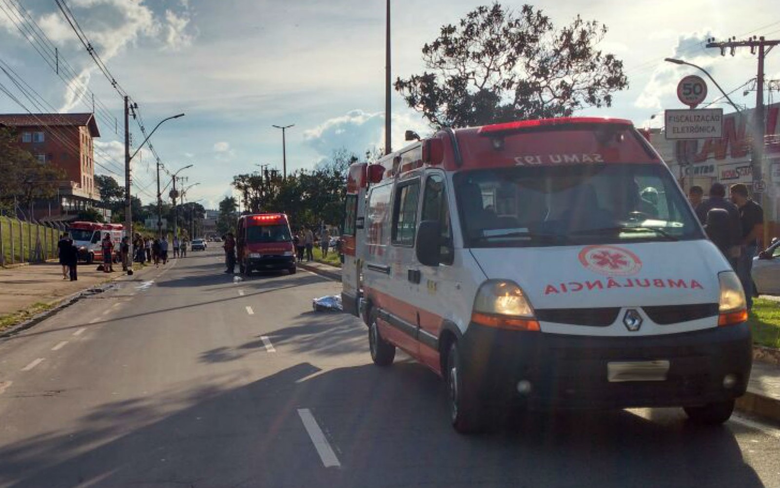 Motociclista e pedestre morrem após acidente em Barbacena