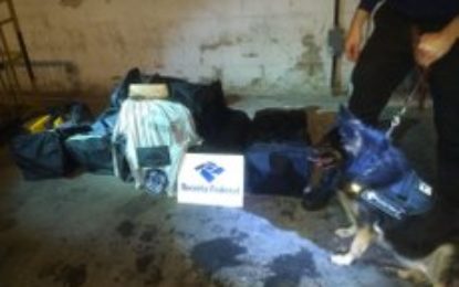 Receita Federal e Polícia Federal da Bahia apreendem 218,5 kg de cocaína no porto de Salvador