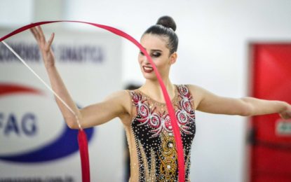 Ginasta beneficiada pelo Bolsa Atleta é campeã brasileira de ginástica rítmica em Manaus