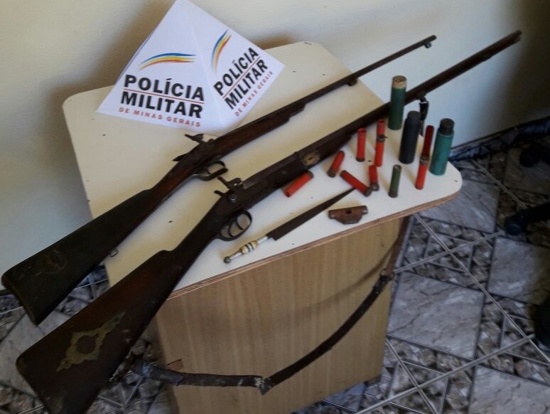 Polícia Ambiental apreende armas e materiais de caça