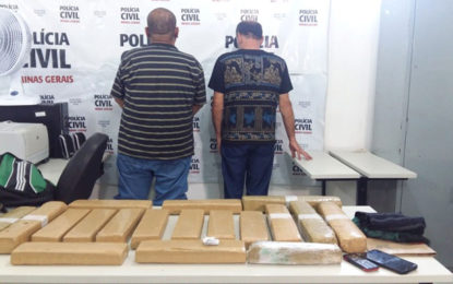 PCMG apreende 20 kg de maconha e prende dois suspeitos de tráfico de drogas em Barbacena.