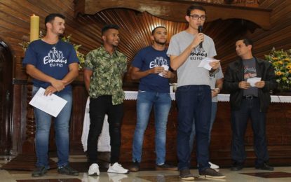 Emaús masculino reúne quase 50 jovens em Conselheiro Lafaiete