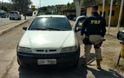 Candidato a prefeito de Piedade de Caratinga foi detido com carro roubado e títulos de eleitor