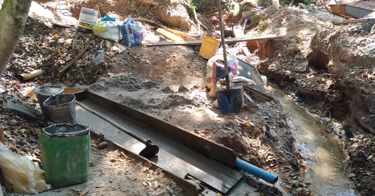 Polícia de Meio Ambiente flagra autores realizando mineração sem utorização em Nazareno