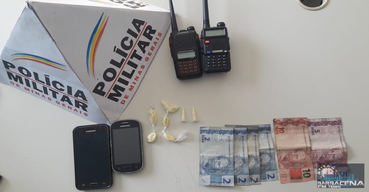 Dois são presos pelo crime de tráfico de drogas no Bairro Grogotó em Barbacena
