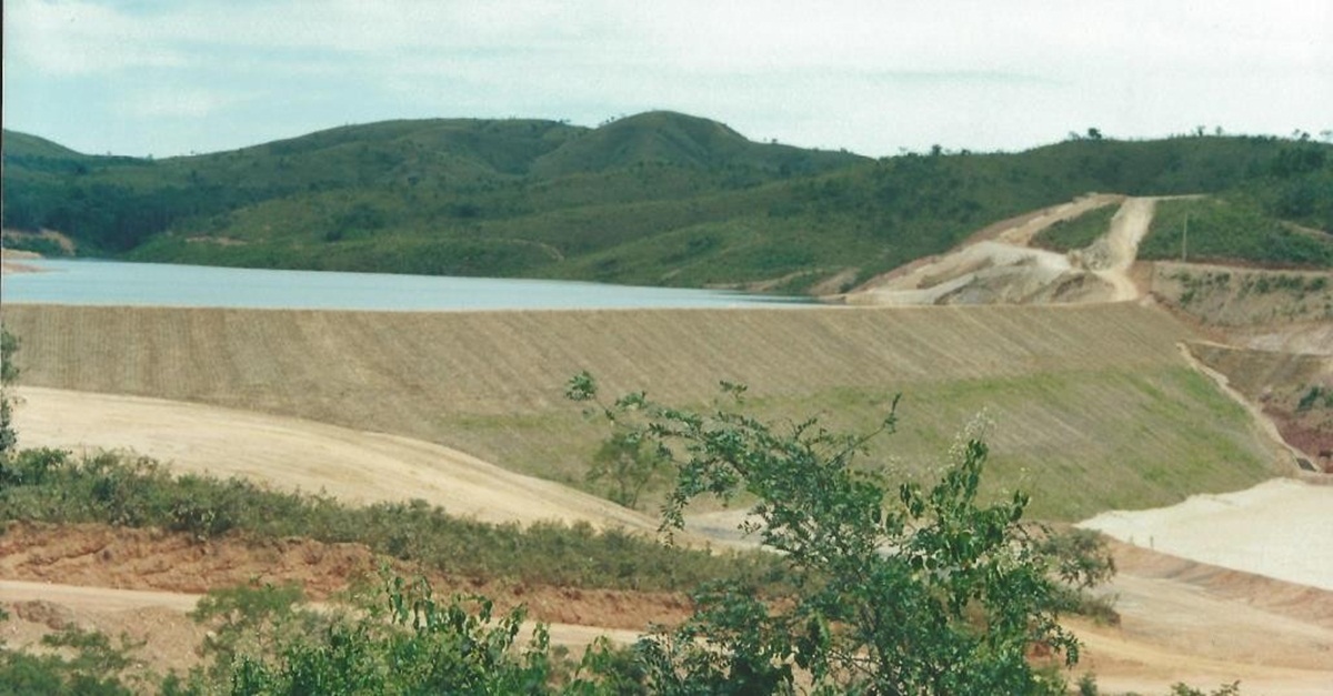 Moradores de cidades do Norte de Minas participam de simulação de rompimento em barragens