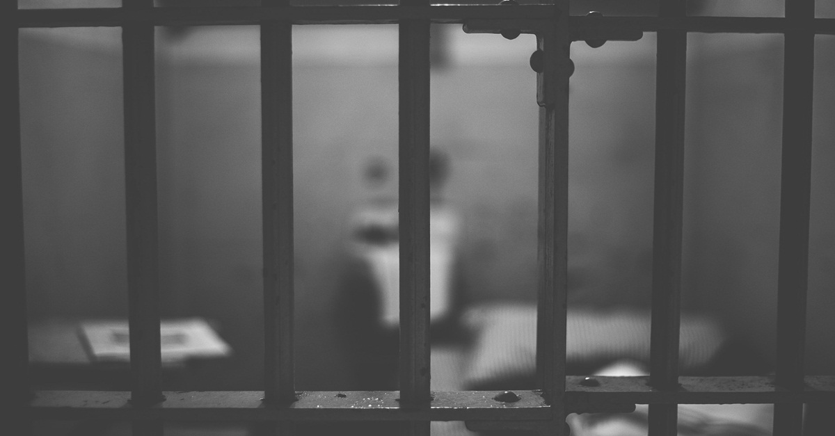 Seis agentes penitenciários são afastados após realizarem sessões de tortura em Ituiutaba