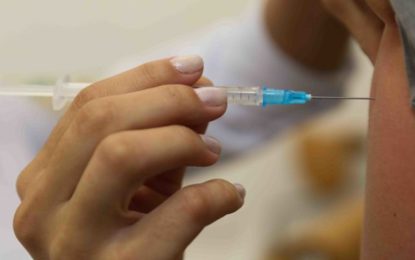 Barbacena vacina contra a gripe nas Unidades de Saúde e na Central de Vacinas