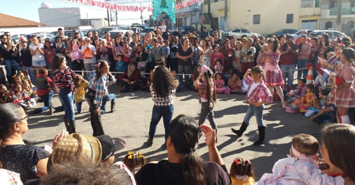 Arraiá do CRAS São Pedro atrai centenas de moradores para a festança