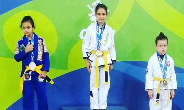 Crianças de Barbacena se tornam medalhistas em campeonato sul-americano de Jiu-Jitsu