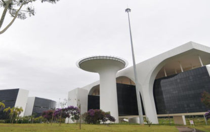 Governo de Minas Gerais antecipa segunda parcela do salário dos servidores