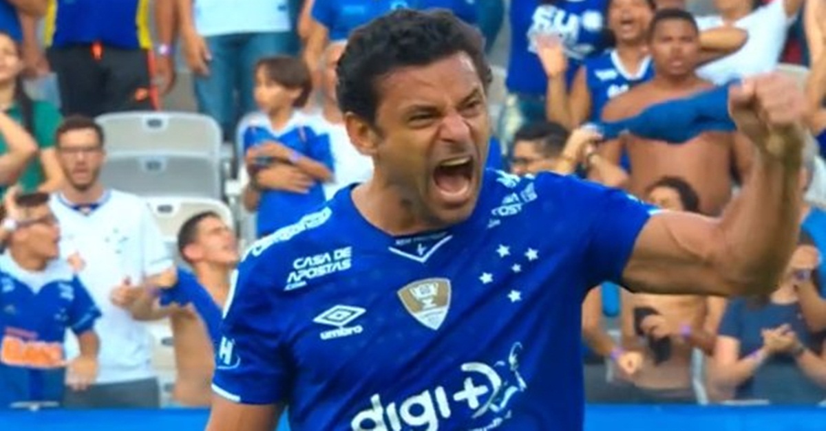Com cara nova Cruzeiro vence o Santos na estreia de Rogério Ceni e alivia no Brasileirão