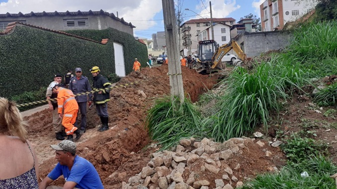 Operário morre soterrado em obra na Rua José Pires dos Reis no bairro das Mansões em  Barbacena