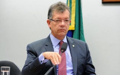 Deputado Laercio Oliveira (PP-SE) anuncia que o relatório da Nova Lei do Gás retoma o trâmite até o fim de novembro