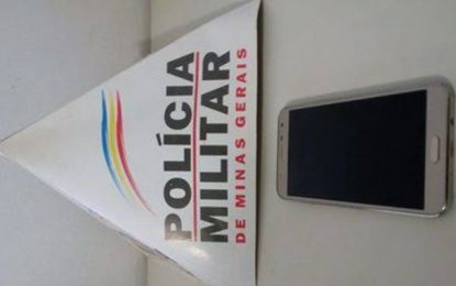 Polícia Militar prende autores de roubo em Congonhas e recupera celular subtraído