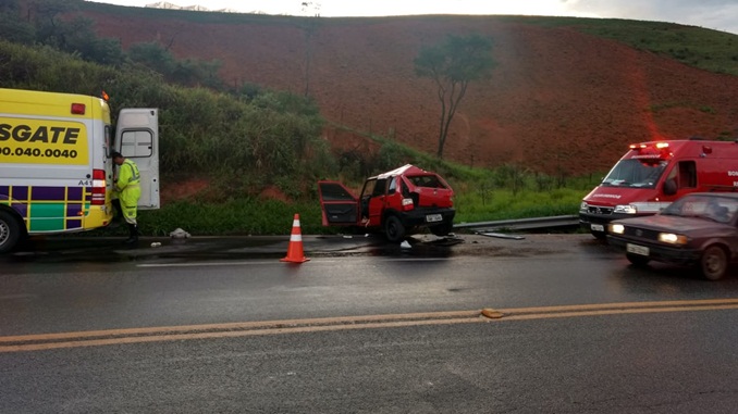 Colisão entre veículos deixa sete feridos na Rodovia BR-040 nas proximidades de Alfredo Vasconcelos