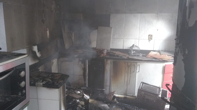 Troca de botijão de gás causa incêndio em residência em  São João Del-Rei