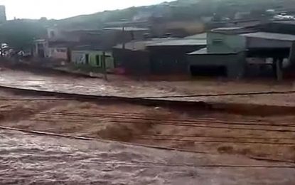 Mais de 100 cidades mineras entram em estado de emergência devido às fortes chuvas