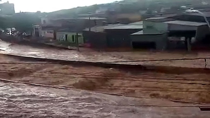 Mais de 100 cidades mineras entram em estado de emergência devido às fortes chuvas