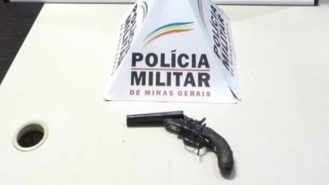 Arma de fogo localizada e apreendida em São João del-Rei