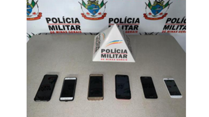 Polícia Militar cumpre mandado judicial em residência de suspeito de roubo, em Ouro Branco