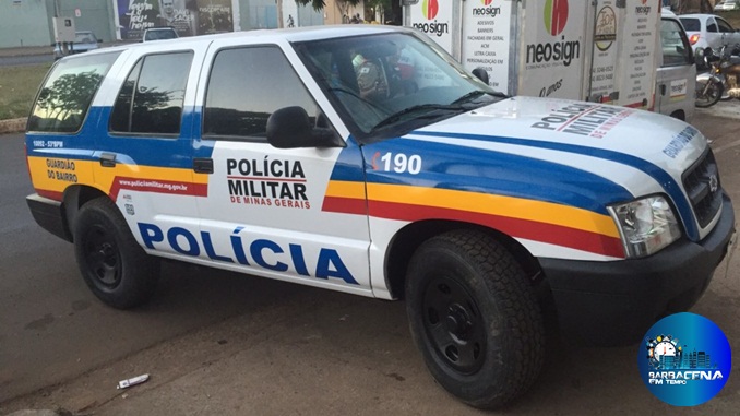 Polícia Militar prende foragidos da justiça, em Santos Dumont