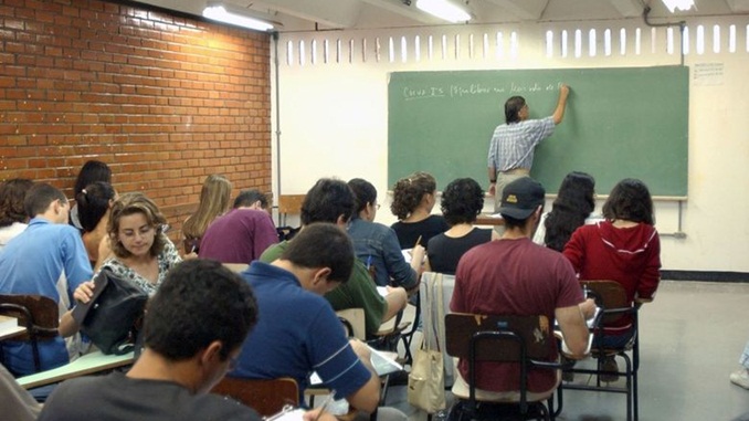 Mais uma instituição portuguesa vai aceitar o Enem como forma de ingresso para curso superior