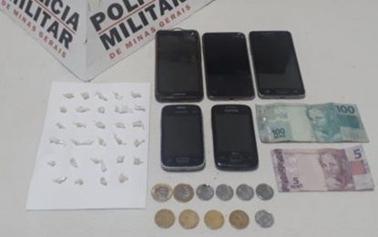 Tráfico de drogas em condomínio no Bairro Grogotó, em Barbacena