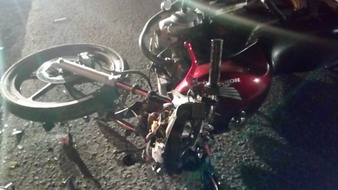 Motociclista fica gravemente ferido em acidente na MG-448, próximo a Santa Bárbara do Tugúrio