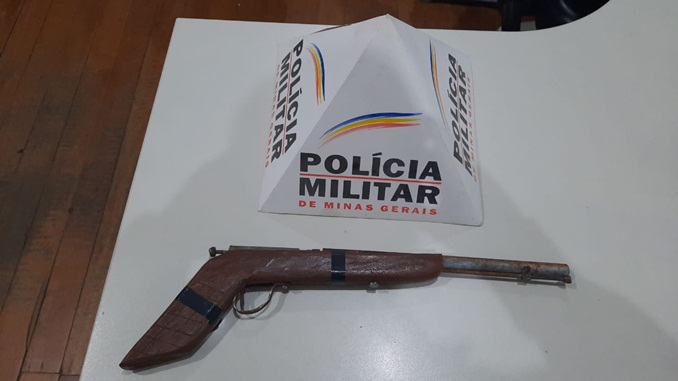 Polícia Militar apreende arma de fogo, em Alto Rio Doce