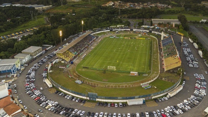 Estádio Ronaldão, em Poços de Caldas, é liberado para jogos no Campeonato Mineiro