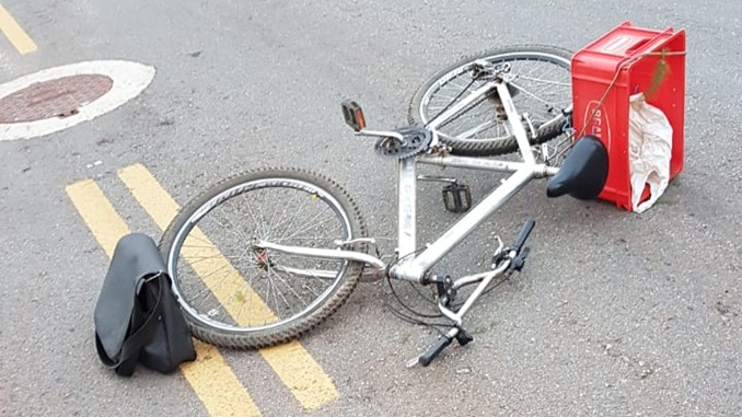 Idoso fica gravemente ferido após colisão de bicicleta com moto, em Conselheiro Lafaiete
