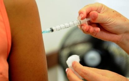 MP libera quase R$ 2 bilhões para produção de 100 milhões de doses da vacina contra a Covid-19
