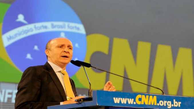 Sem ICMS e ISS na reforma tributária, Brasil não resolverá problema pela raiz, defende presidente da CNM