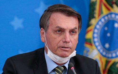 Jair Bolsonaro anuncia novo valor do auxílio emergencial