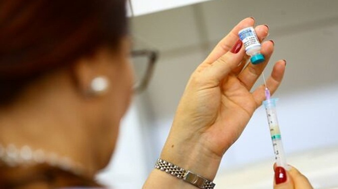 Sarampo: Vacinação de pessoas entre 20 e 49 anos segue até dia 30 de outubro