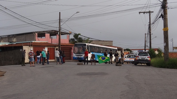 Protesto: Moradores pedem retorno de Linha de Ônibus em bairro de Barbacena