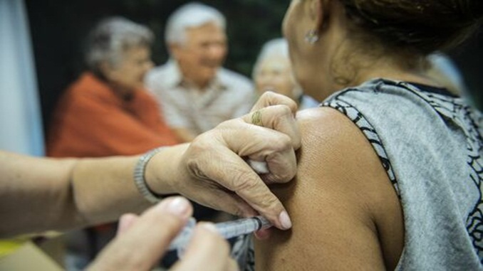 Idosos de 60 anos ou mais que residem na Zona Rural poderão receber a primeira dose da vacina.