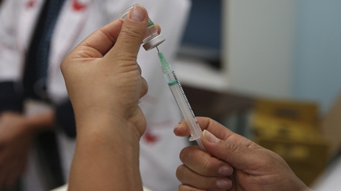Barbacena recebe 1.850 doses de vacina contra a Covid-19