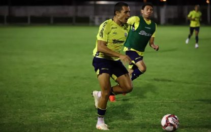 Visando adaptação aos jogos em casa no Mineiro, Caldense inicia treinos noturnos