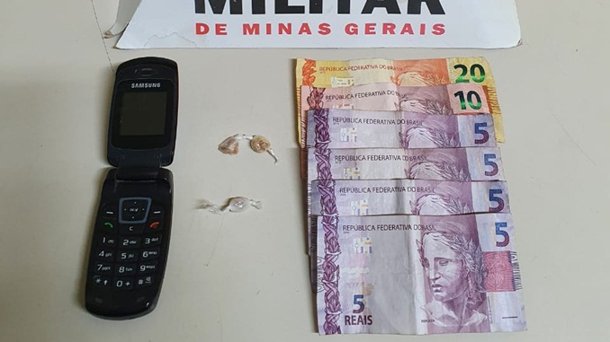 Suspeito de tráfico de drogas é preso no Bairro Monte Mário, em Barbacena