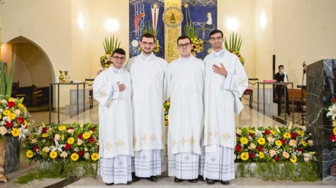 Dom Airton ordenará quatro sacerdotes em maio
