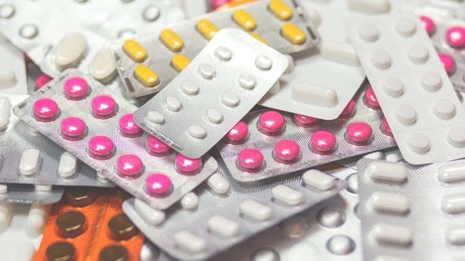 Produtos farmacêuticos contribuíram para aumento da inflação de abril em Uberlândia
