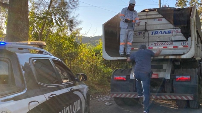 Santos Dumont: PCMG prende dupla por furto de ferro silício manganês