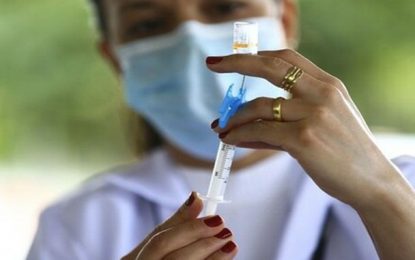 Vacinação para pessoas com 20 anos ou mais começa nesta quinta-feira