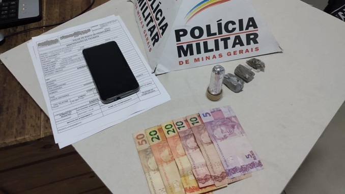 Autores são presos por tráfico de drogas, em Barbacena