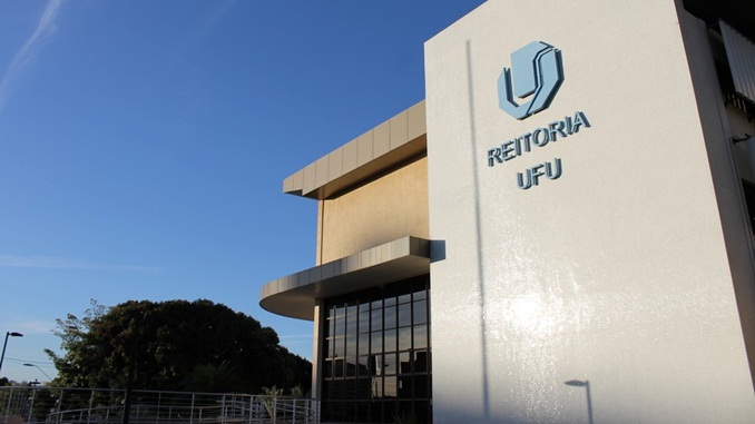 Universidade Federal de Uberlândia abre concurso público para áreas técnico-administrativas