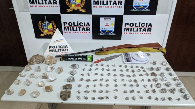 Após denúncia, PM encontra grande quantidade de drogas em Várzea da Palma
