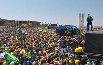 7 DE SETEMBRO: Bolsonaro discursa para milhares de manifestantes na Esplanada