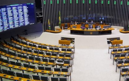 Plenário da Câmara dos Deputados aprova projeto de retomada da propaganda partidária no rádio e TV